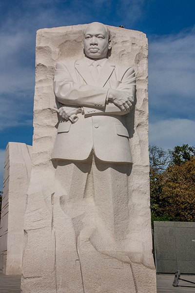 MLK Memorial image by LuAnn Hunt from Pixabay.