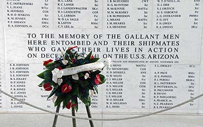 Pearl Harbor Memorial featured image by Monica Volpin from Pixabay.
