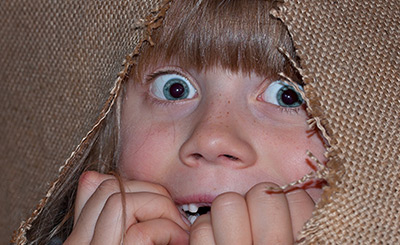 young person wide-eyed featured image by Petra from Pixabay